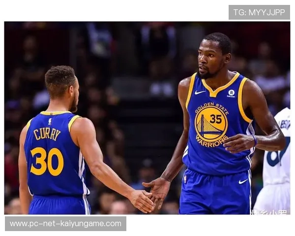 史诗级对决：库里和杜兰特的巅峰交锋！，库里和杜兰特单挑视频